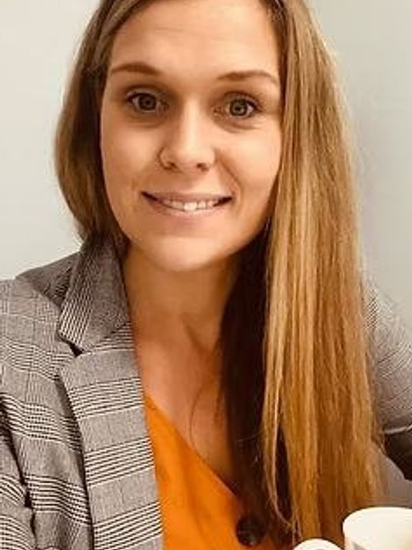 Nicole Hann — Counselling Psychologist